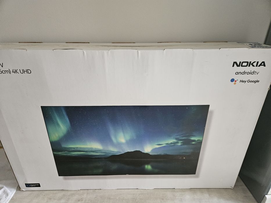 Продавам чисто нов Смарт ТВ NOKIA 50инча, 4К