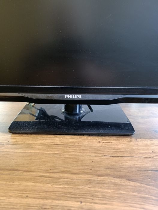 Спешно! 22” Смарт телевизор в отлично състояние