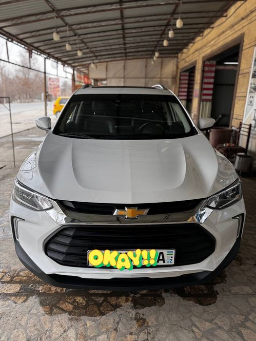 Chevrolet Tracker 2 premier sotiladi