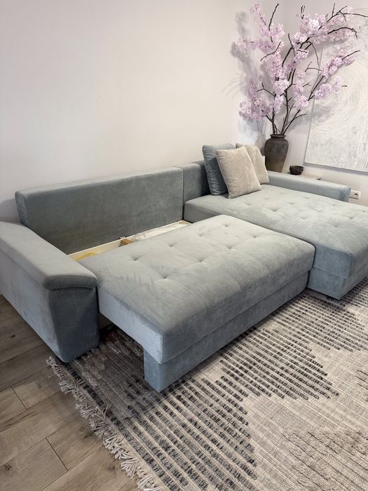 Coltar extensibil 305 cm, 2 lazi de depozitare spatioase