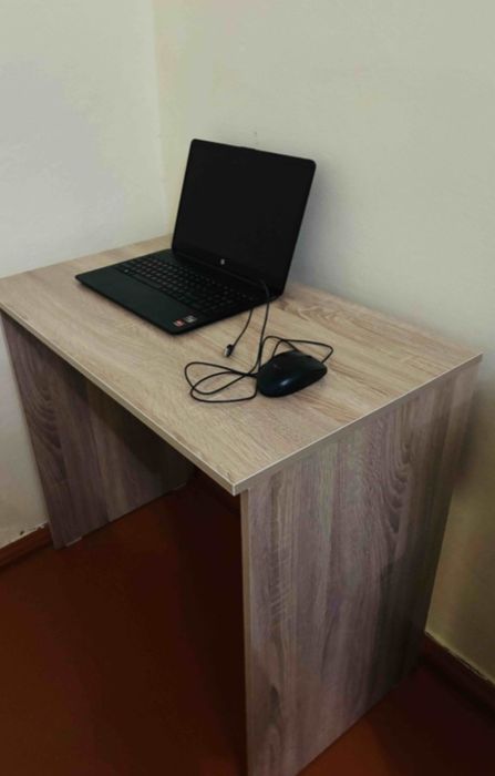 Продам письменный стол