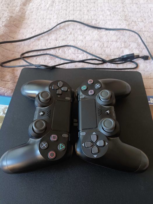 Play station 4 1T