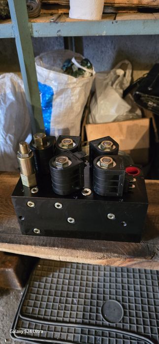 Продам клапан MacDon