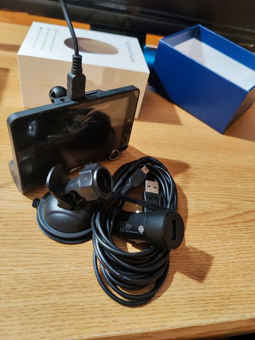 Camera auto dual cam DVR Full HD cu micro SD 32 Gb