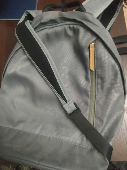 Спортивные сумки и рюкзак