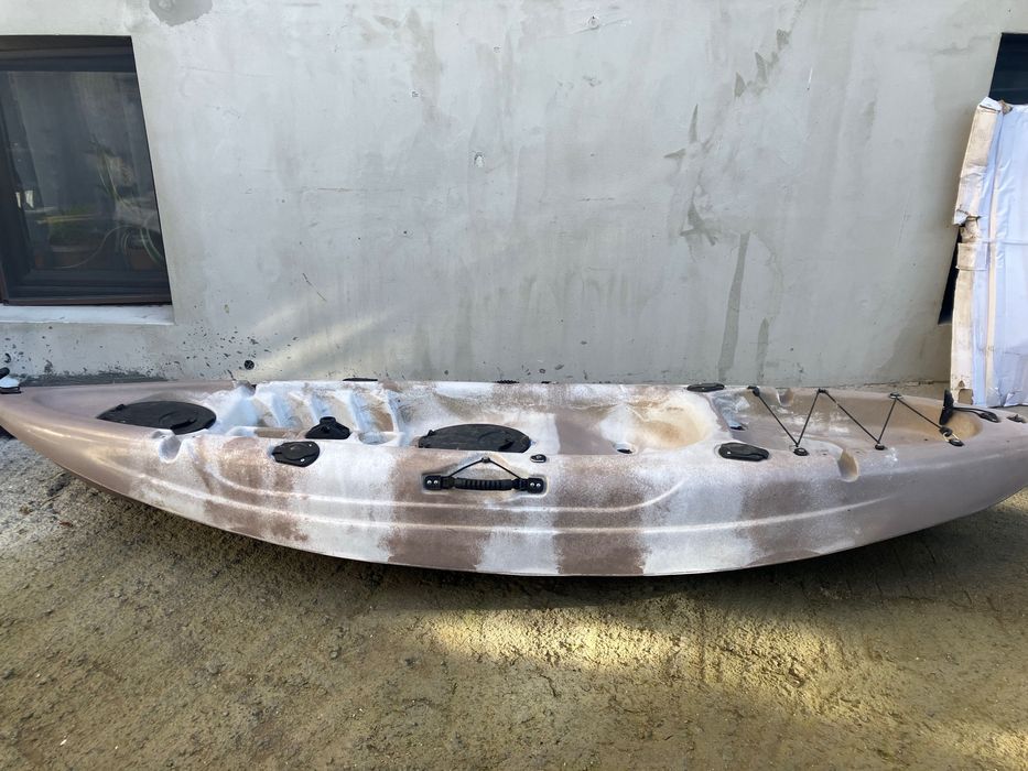 Каяк за риболов и разходка