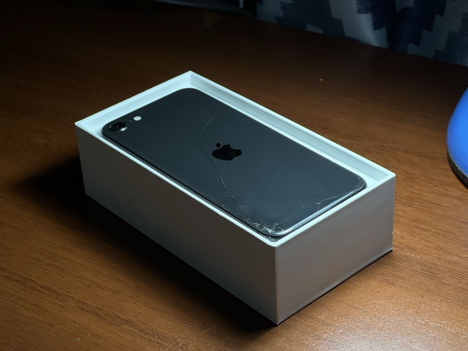 IPhone SE 2020 76%
