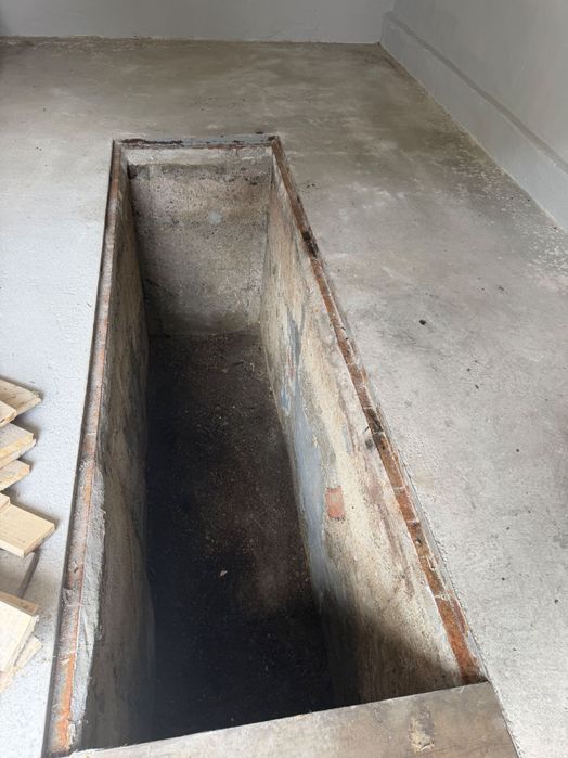 Garaj de vanzare Tg Mures cart Unirii str Stefan Cicio Pop- in spate la Palas