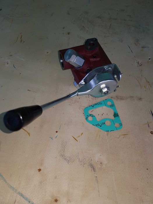 Distribuitor hidraulic U445