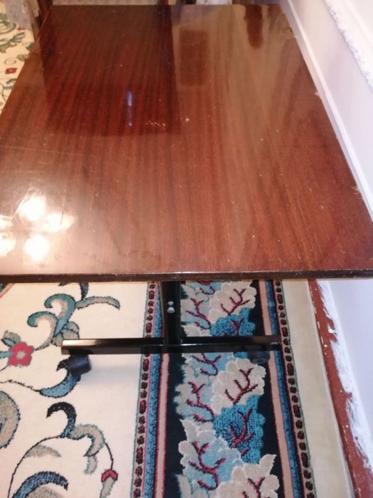 Журнальный столик