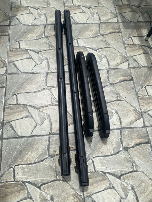 ски багажник Thule за 4 чифта ски + подарък  напречни греди