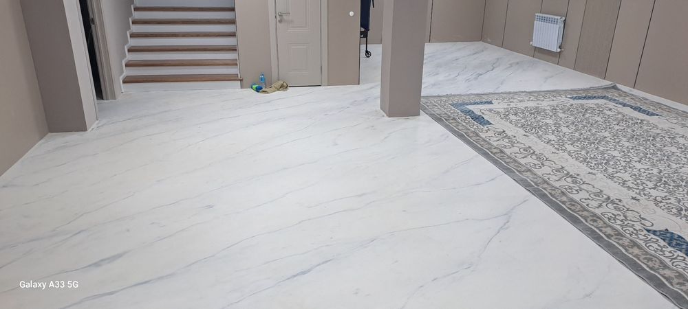 Мраморный пол под бетон