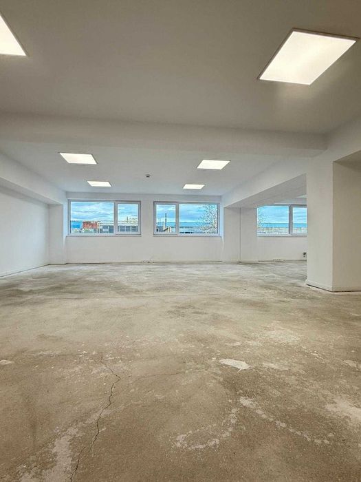 Spațiu modern - 180 mp – zonă cu POTENȚIAL de dezvoltare | 2 parcări|