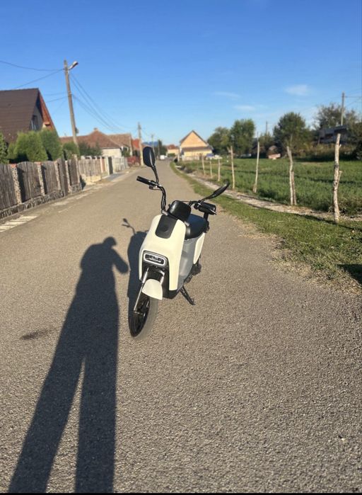 Vand scuter elctric 20 ALH