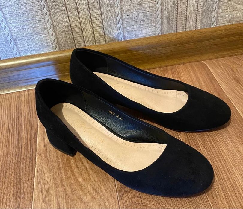 Продаётся туфли  в отличном состоянии