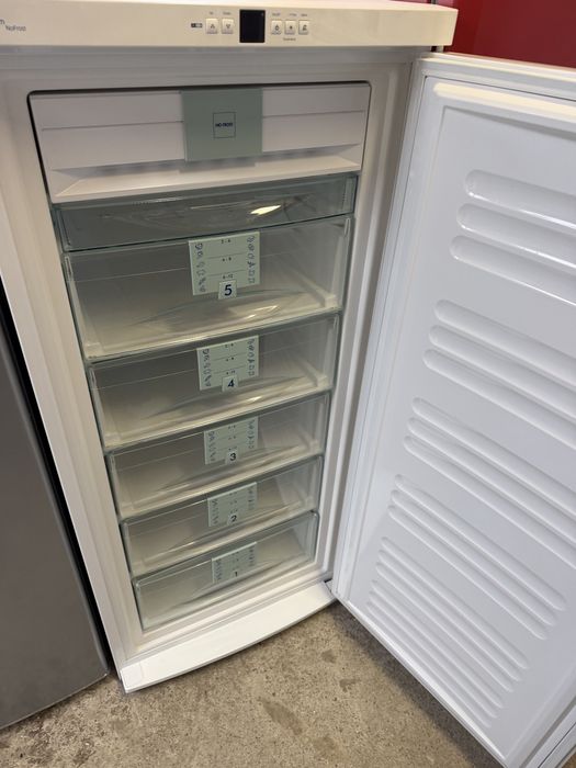 Фризер Liebherr A++ No Frost 230литра Germany Гаранция