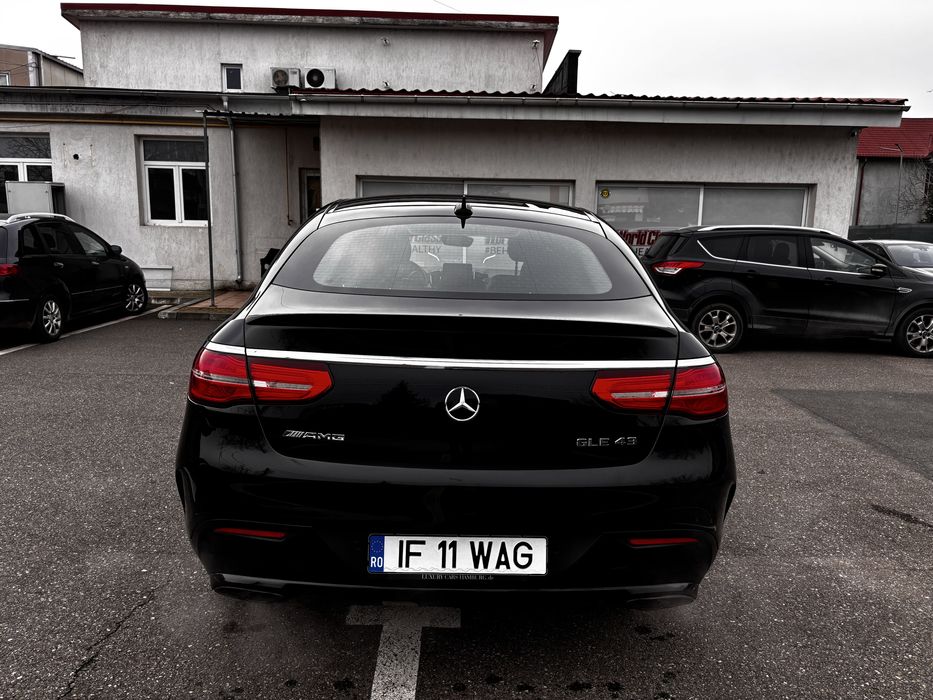 Proprietar de nouă vand GLE 43 AMG 3.0 benzina 50 mi km