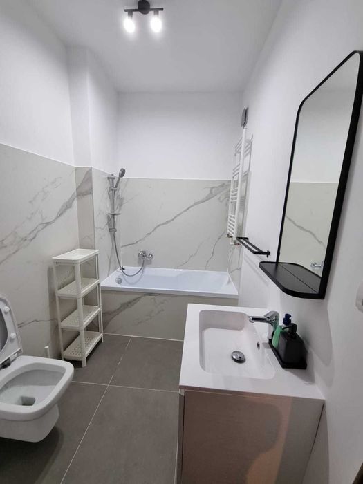 Proprietar Inchiriez Ap 2 camere