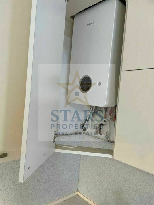 Продава се Двустаен апартамент в Варна, Възраждане 1 - 85 кв.м за 1800 €/кв.м - Снимка #7