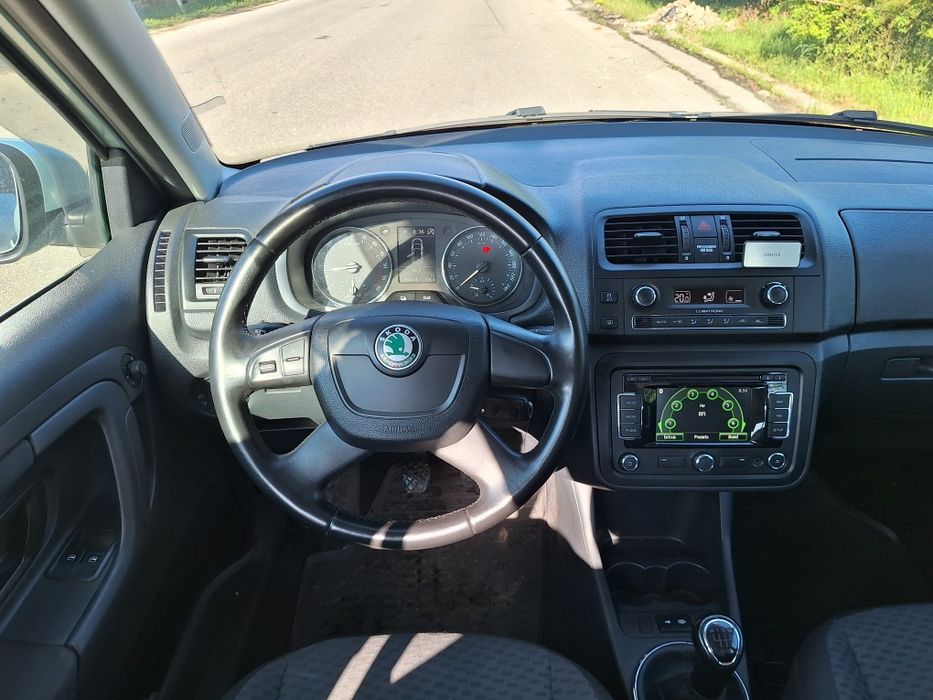 Skoda Fabia Greenline 2011  1200 cm TDi 90 cp  clima navi jante  Propietar