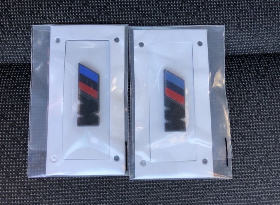 Emblema Sticker Logo Aripa Bmw Black Neagra Negre X6M50d i E71 F16 G06