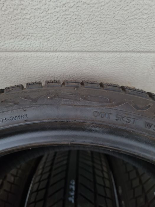 Зимни гуми 4 броя SYRON Everest1 235 40 R19