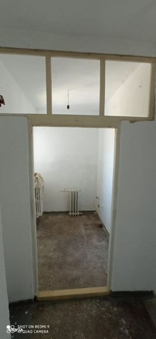 Apartament 4 camere, decomandat, Bals