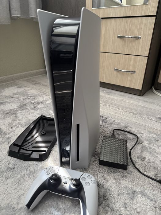 Playstation 5 Disc Drive + 4TB Памет + 2 Стойки