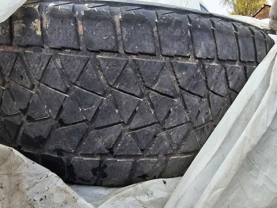 Продам резины Blizzak