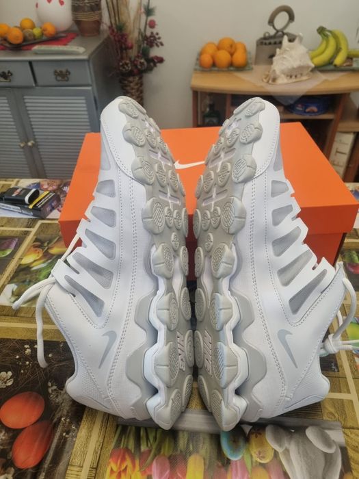 Vînd NIKE REAX 47,5 noi