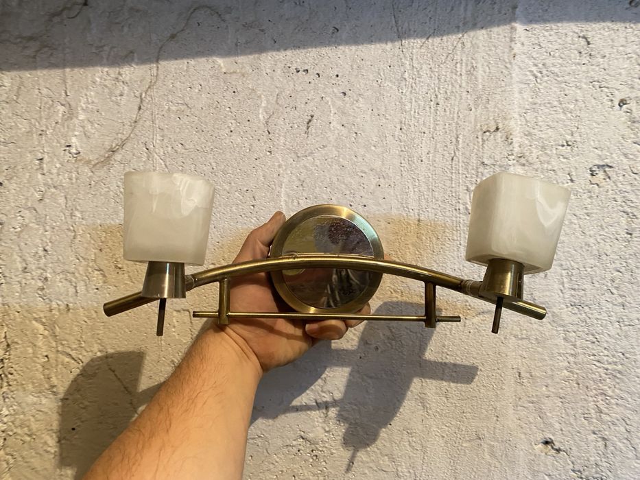 Продам настенную БРА в отличном состоянии