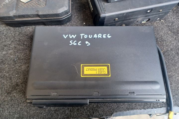Magazie CD 1J6035111 Volkswagen VW Touareg generatia 1 7L