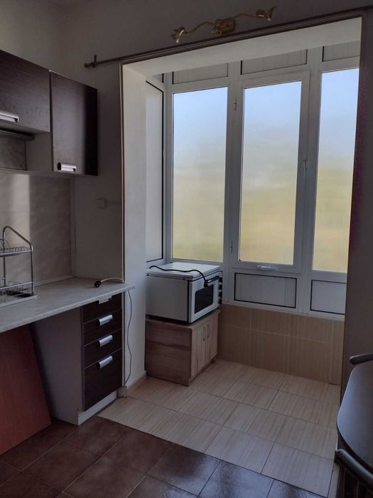 Дава се под наем Едностаен апартамент в Казанлък - 50 кв.м за 204 € - Снимка #3