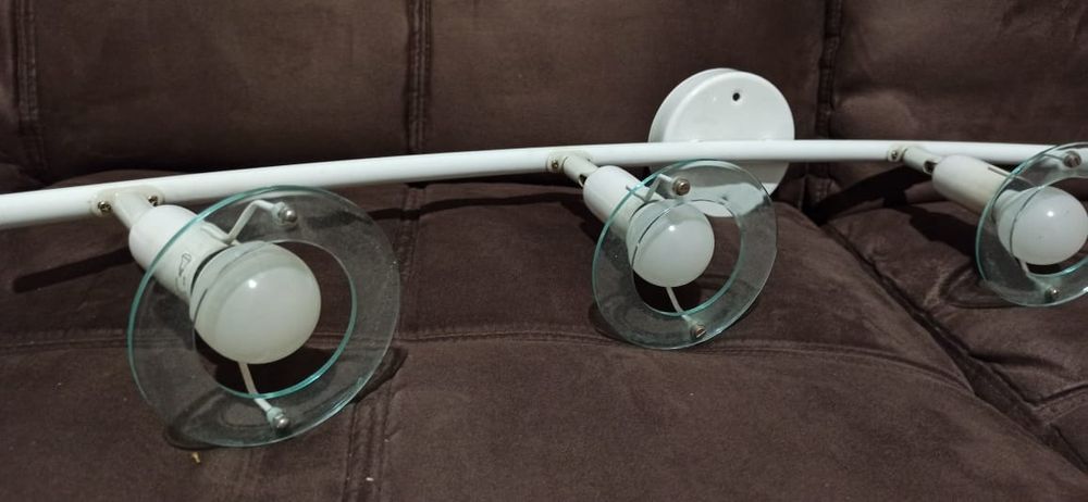 Продам светильники разные