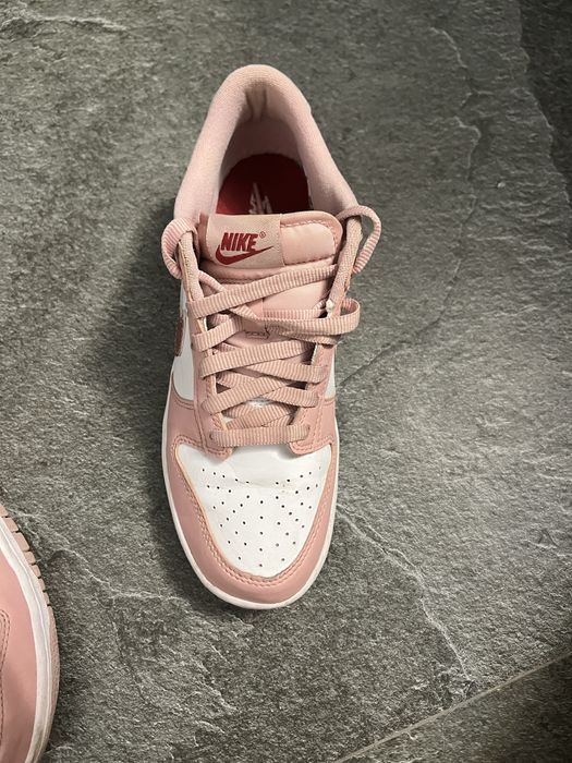 nike dunk low pink velvet