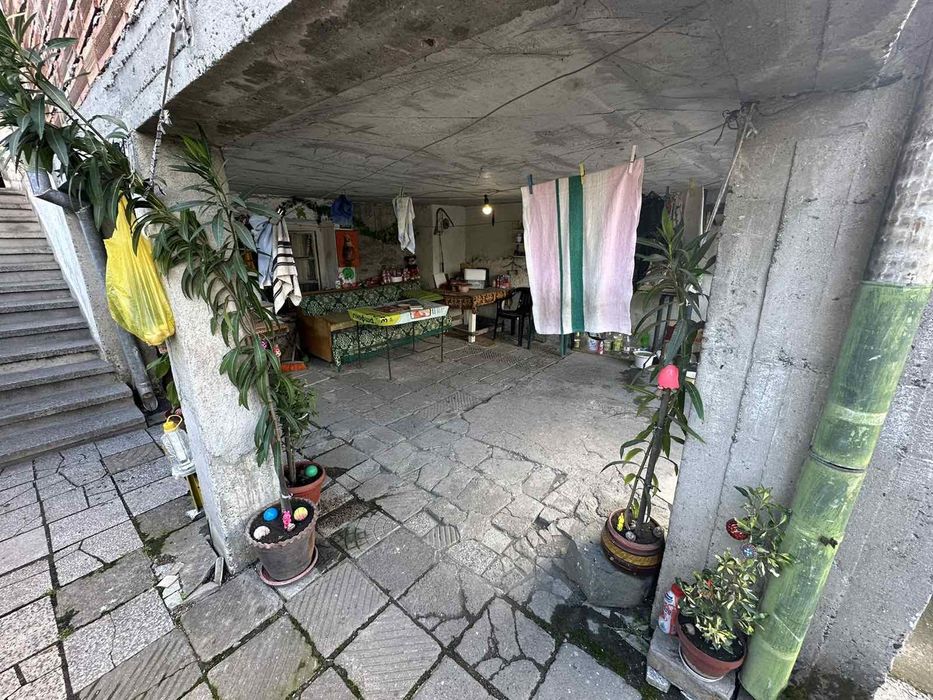 Продава се Къща в Бургас, Победа - 165 кв.м за 697 €/кв.м - Снимка #2