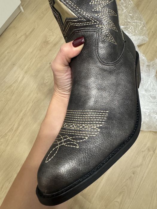 Женские сапоги, казачки, казаки