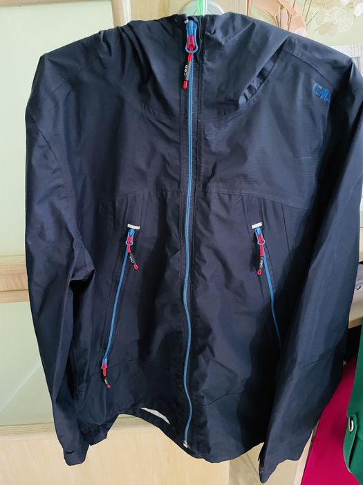 Яке ветровки