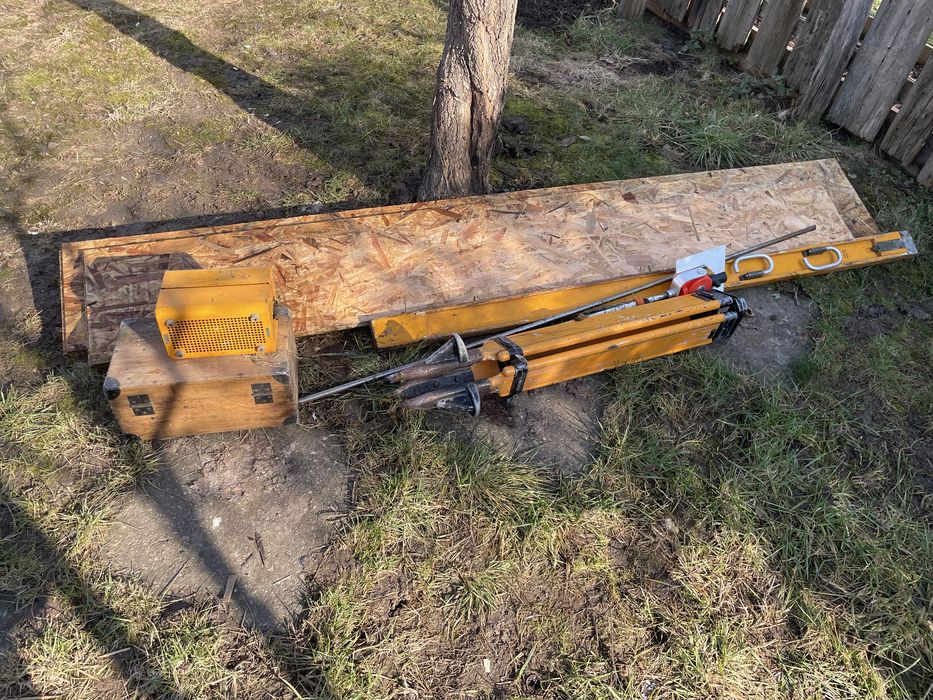 Aparate topografie vechi