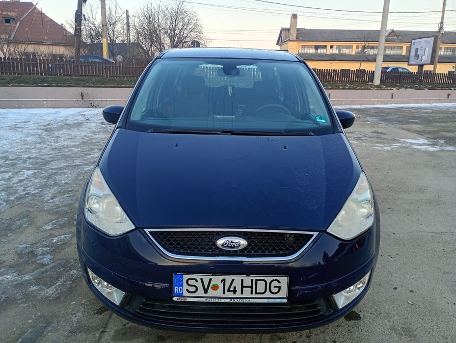 Vând Ford Galaxy