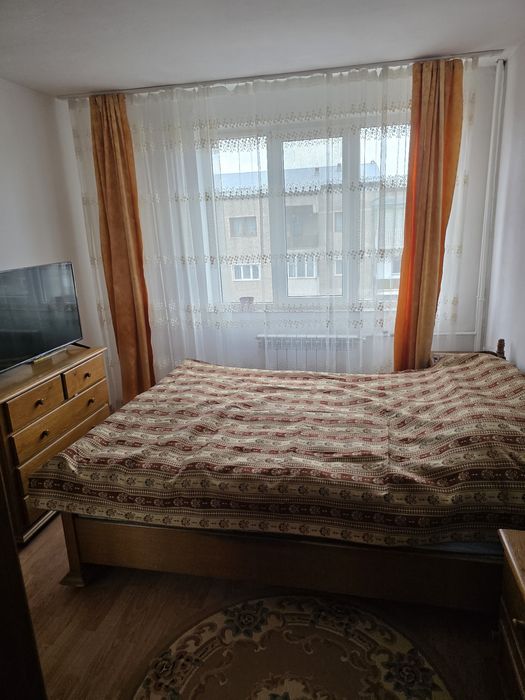 Super ofertă Beiuș! APARTAMENT CU 3 camere, 2 balcoane, bucătărie mare
