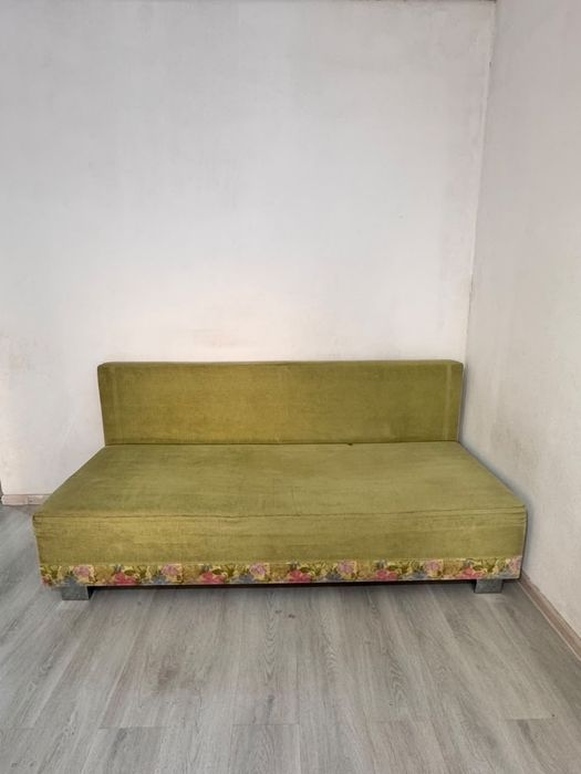 Продам мебель и кухонный гарнитур