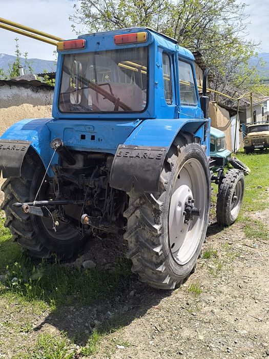 Traktor sotiladi mtz 80