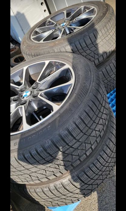 Диски с шинами от БМВ Х5