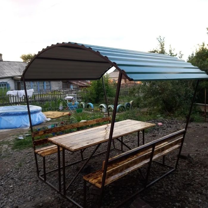 Беседка в наличии.