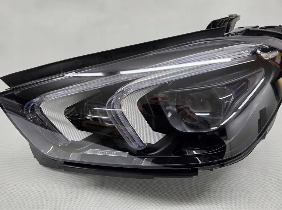 Ляв фар за Mercedes GLE W167