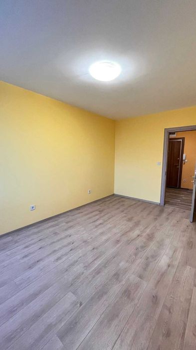 Дава се под наем Тристаен апартамент в София, Център - 90 кв.м за 650 € - Снимка #6