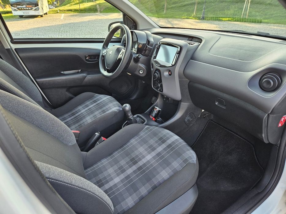 Se vinde PEUGEOT 108 2020