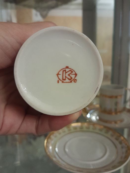 Кофейный сервиз из тонкого фарфора