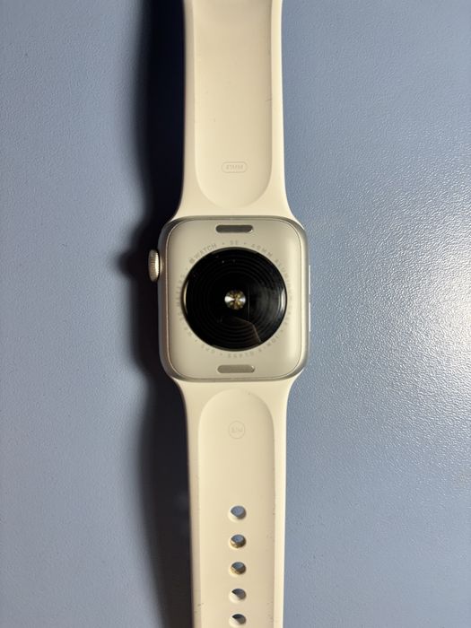Apple watch SE 40 mm/GPS WR-50